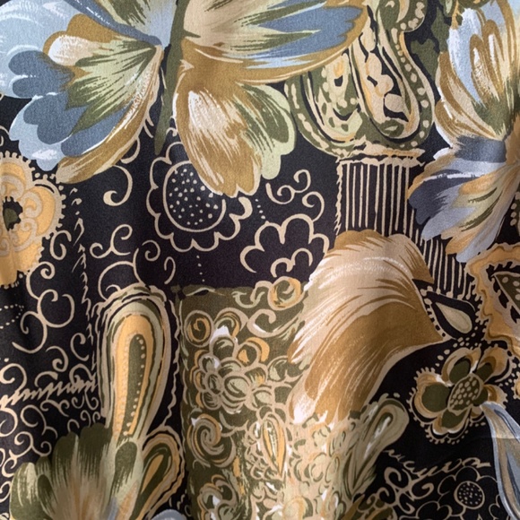 ⚜️🕋 GOLD and black witchy silky vintage blouse - Picture 2 of 7